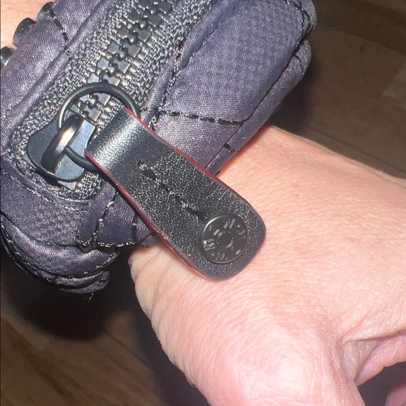 Mz Wallace Black Quilted Wristlet Pouch - Picture 3 of 9